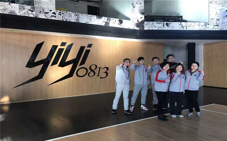 歐氏橡膠木體育館實木地板生產(chǎn)廠家