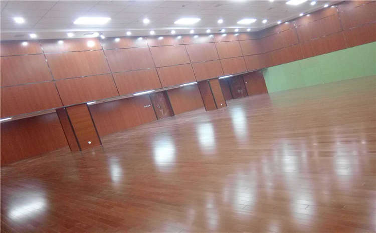 歐氏柞木木地板籃球館價(jià)格是多少錢(qián)？