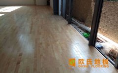 學(xué)校籃球場木地板價(jià)格是多少